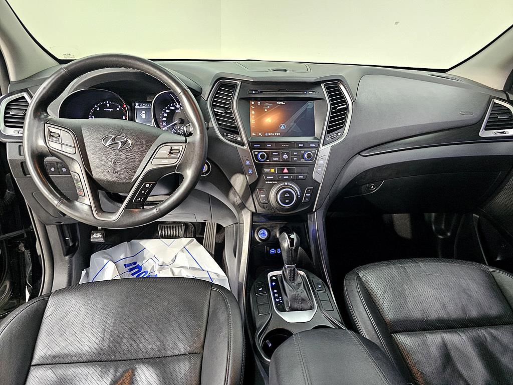 HYUNDAI Santa Fe - Vista 5