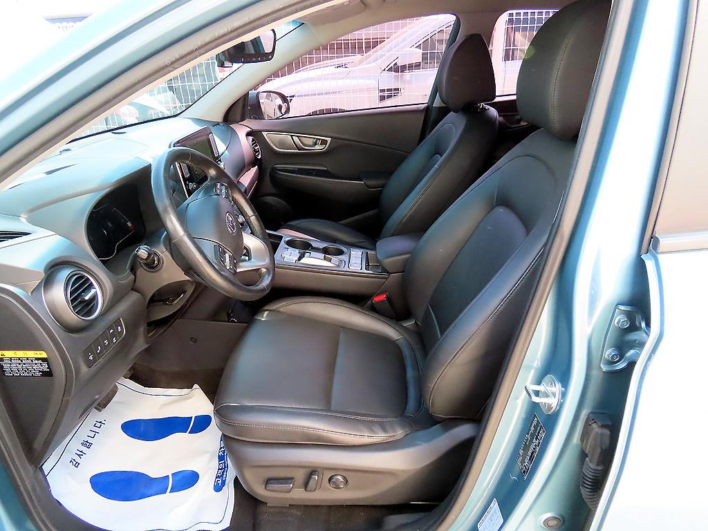 HYUNDAI Kona - Vista 5