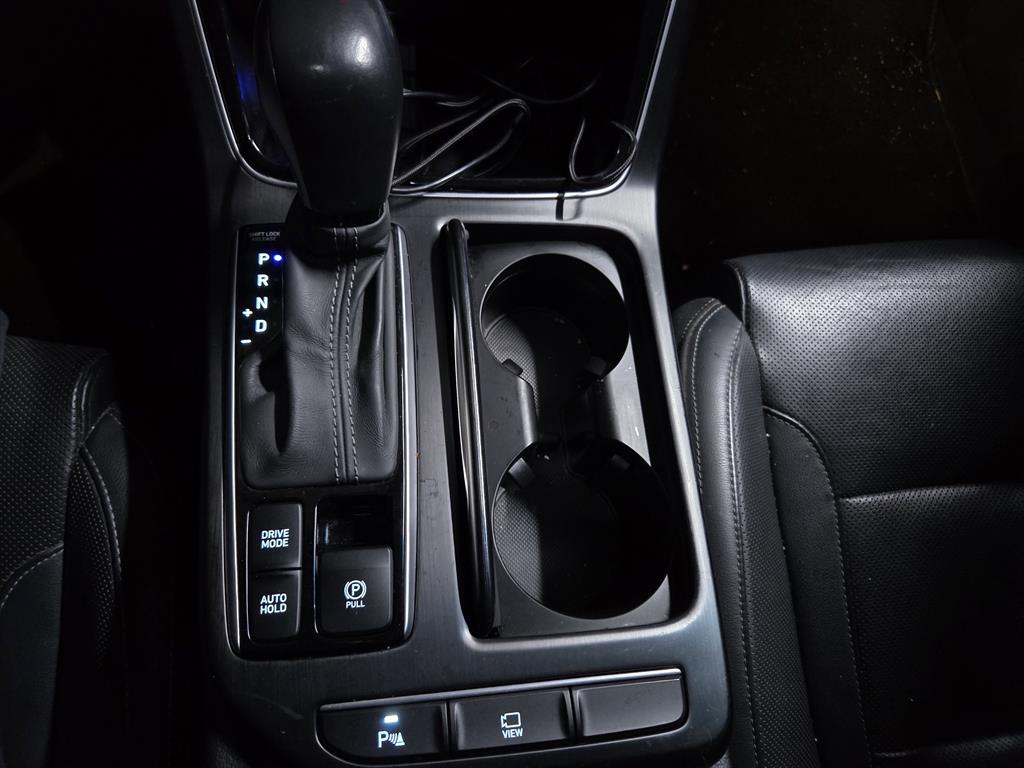 HYUNDAI Grandeur - Vista 9