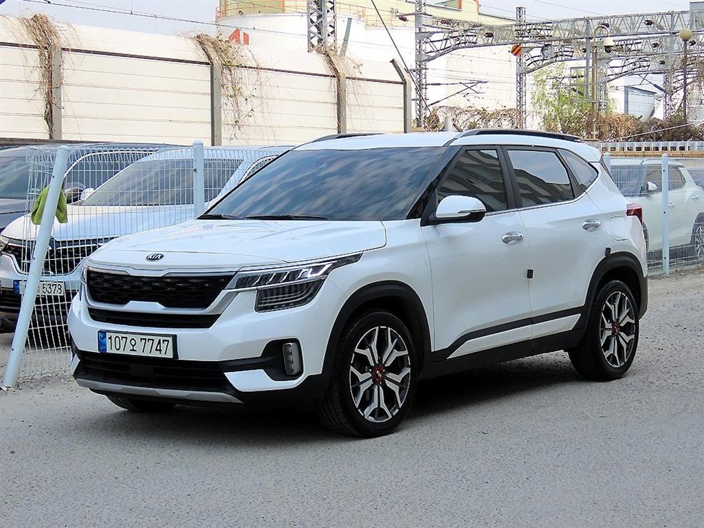 KIA Seltos - Vista 2