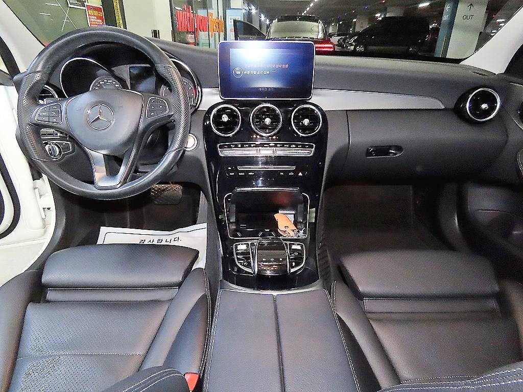 Mercedes Benz C Class - Vista 10