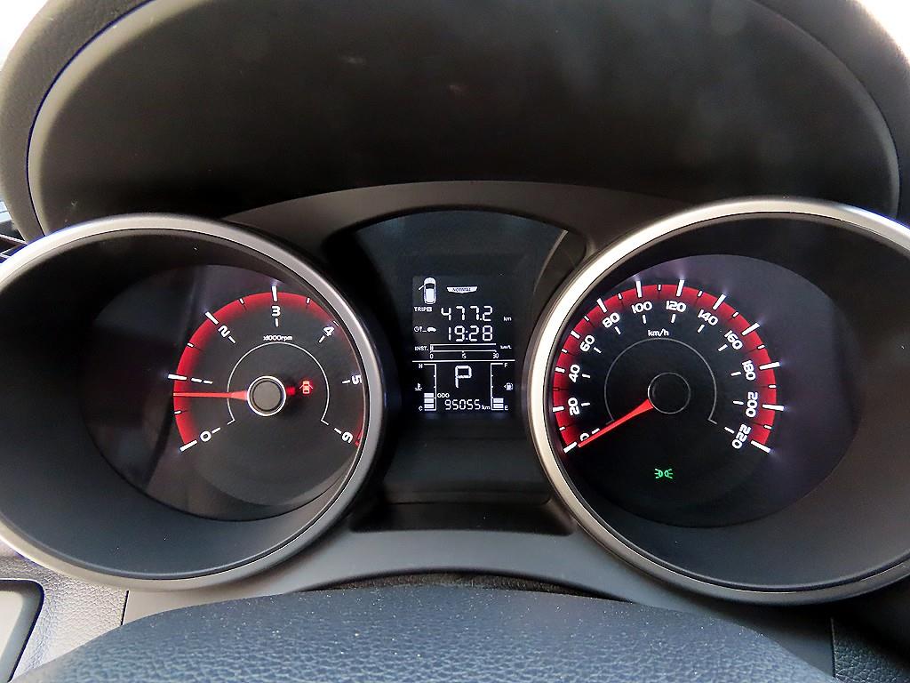 Ssangyong Tivoli - Vista 9