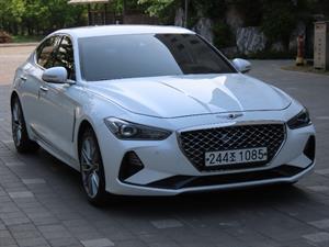 Genesis G70 - Vista 4