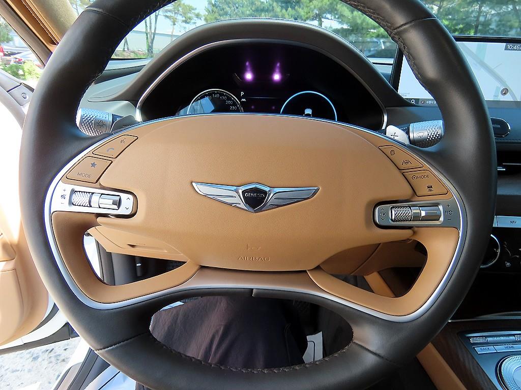 Genesis G80 - Vista 8
