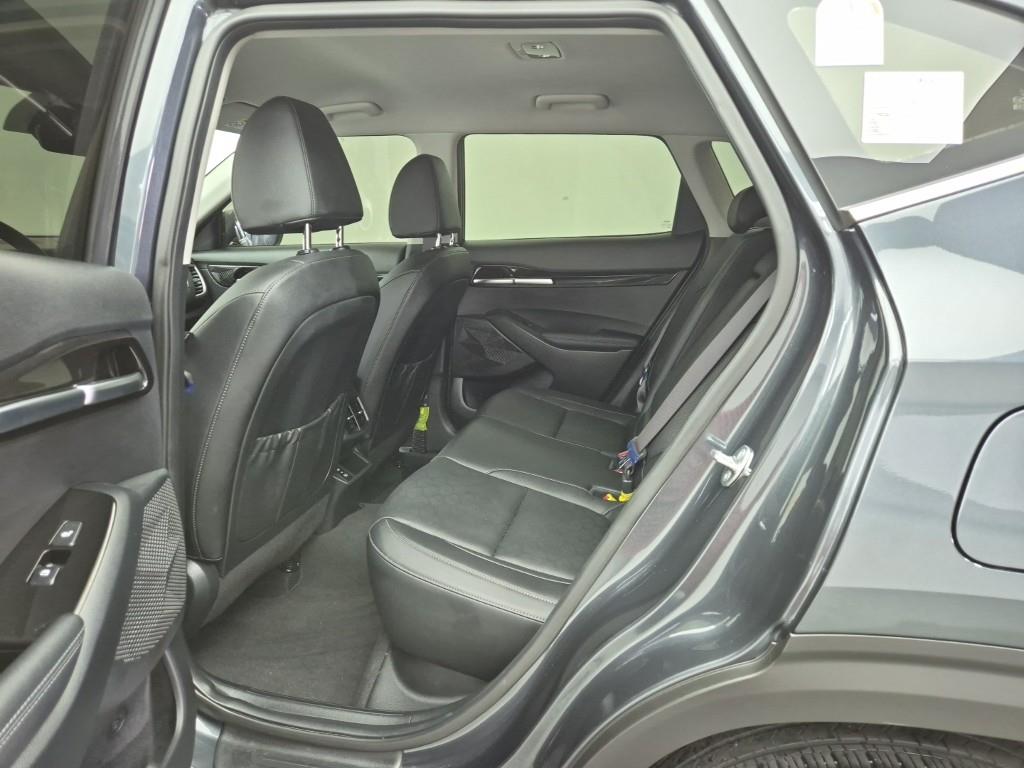 KIA Seltos - Vista 12