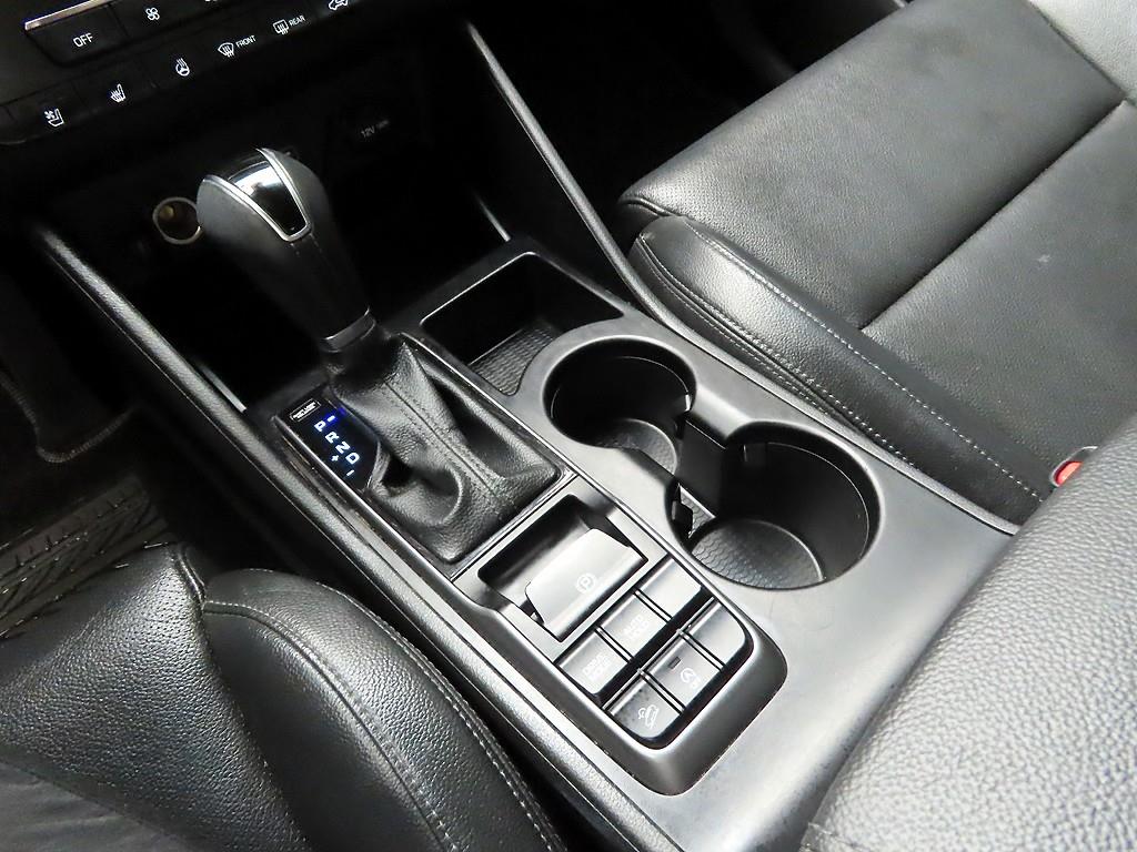HYUNDAI Tucson - Vista 10