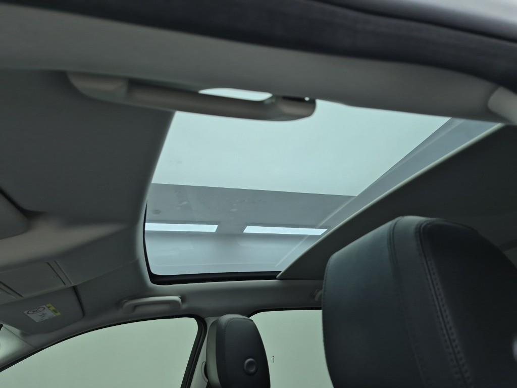 Land Rover Discovery Sports - Vista 12