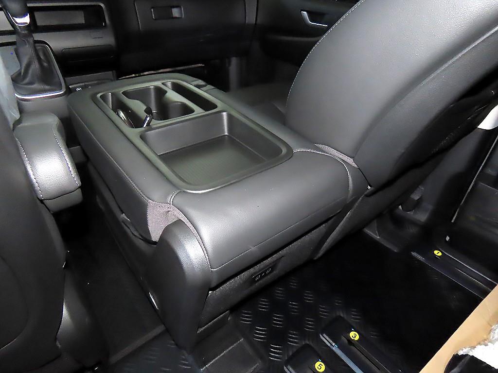 HYUNDAI Staria 2025 - Importación desde Corea - HF Imports Iquique - Foto 16