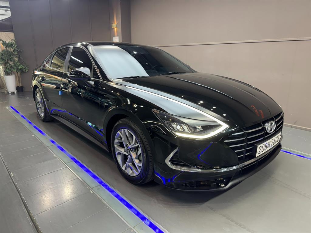 HYUNDAI Sonata 2023 Negro - Importación desde Corea - HF Imports Iquique - Foto 1