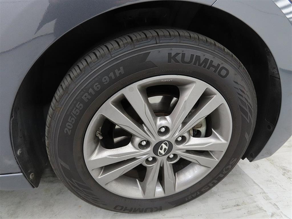 HYUNDAI Avante 2017 Gris - Importación desde Corea - HF Imports Iquique - Foto 20