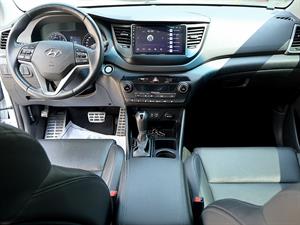 HYUNDAI Tucson - Vista 10