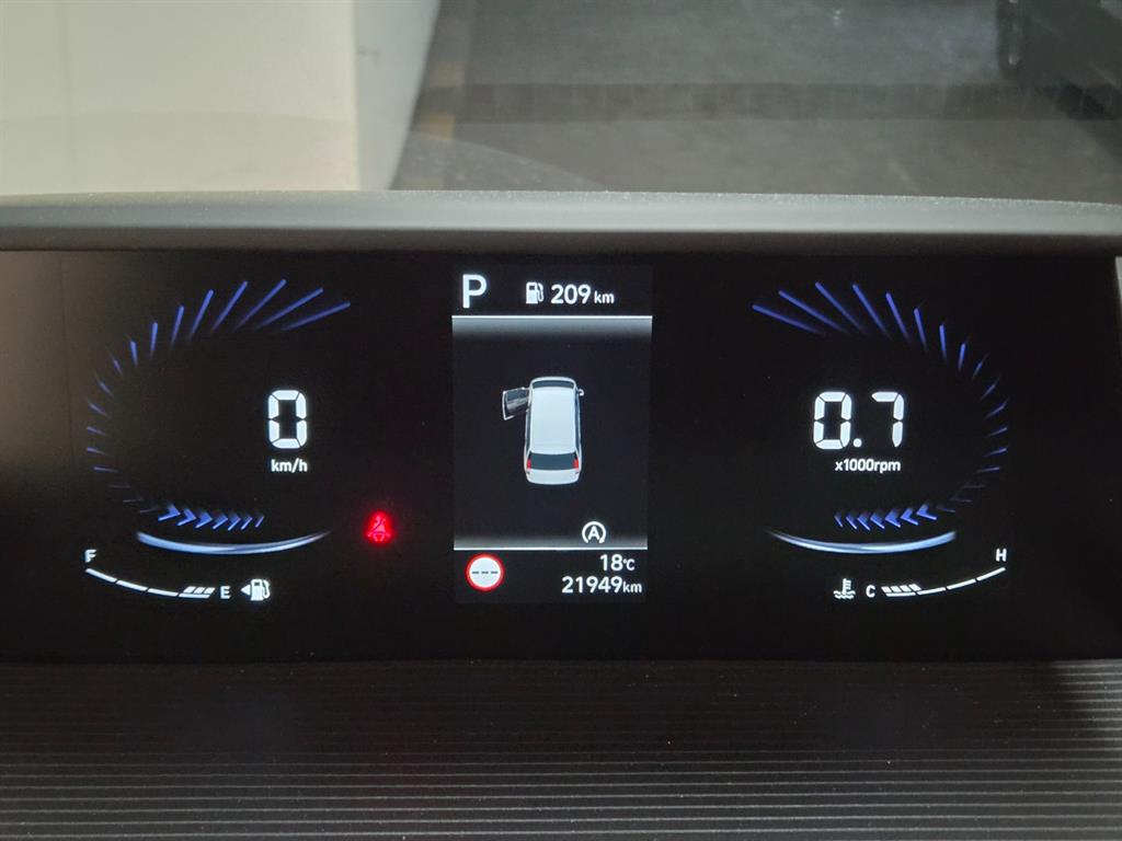 HYUNDAI Staria - Vista 11
