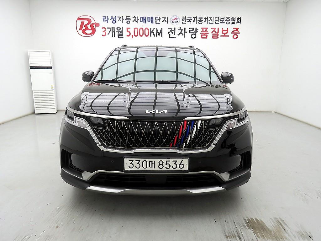 KIA Carnival 2023 Negro - Importación desde Corea - HF Imports Iquique - Foto 1