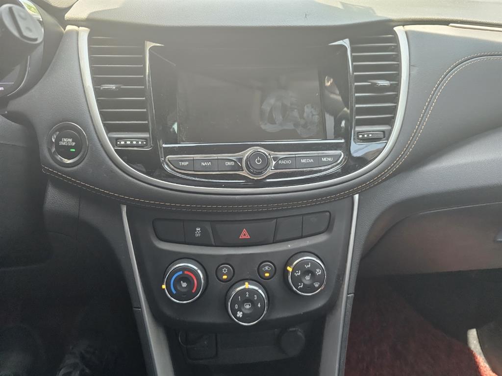 Chevrolet Trax - Vista 9