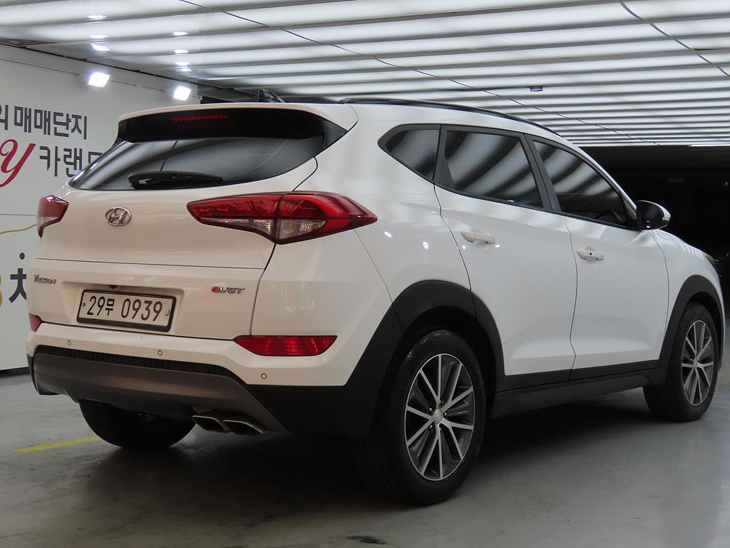 HYUNDAI Tucson - Vista 3