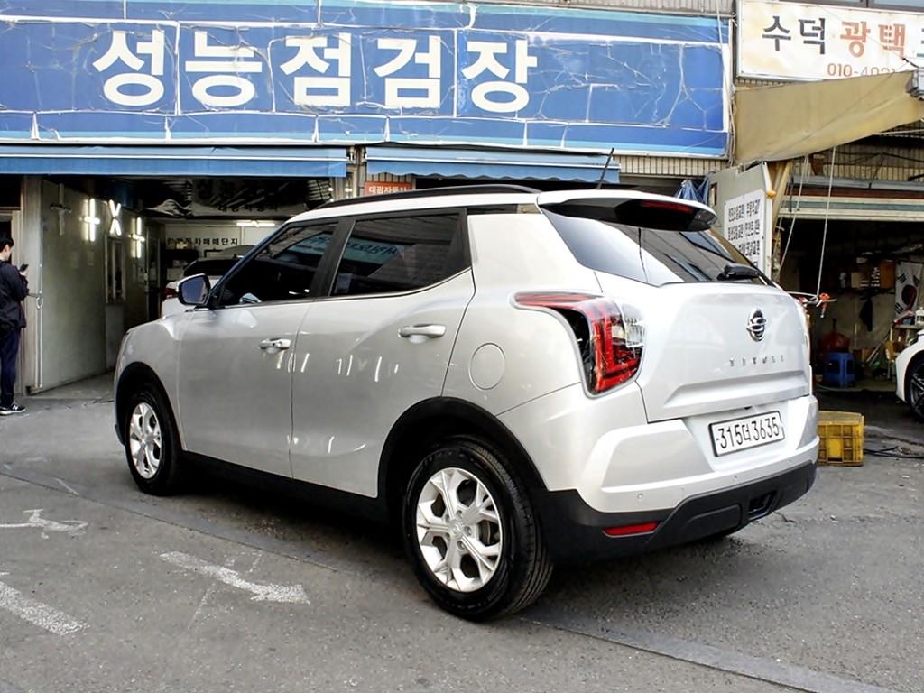 Ssangyong Tivoli - Vista 7