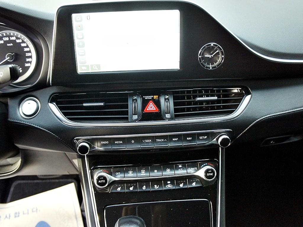 HYUNDAI Grandeur 2018 Negro - Importación desde Corea - HF Imports Iquique - Foto 10
