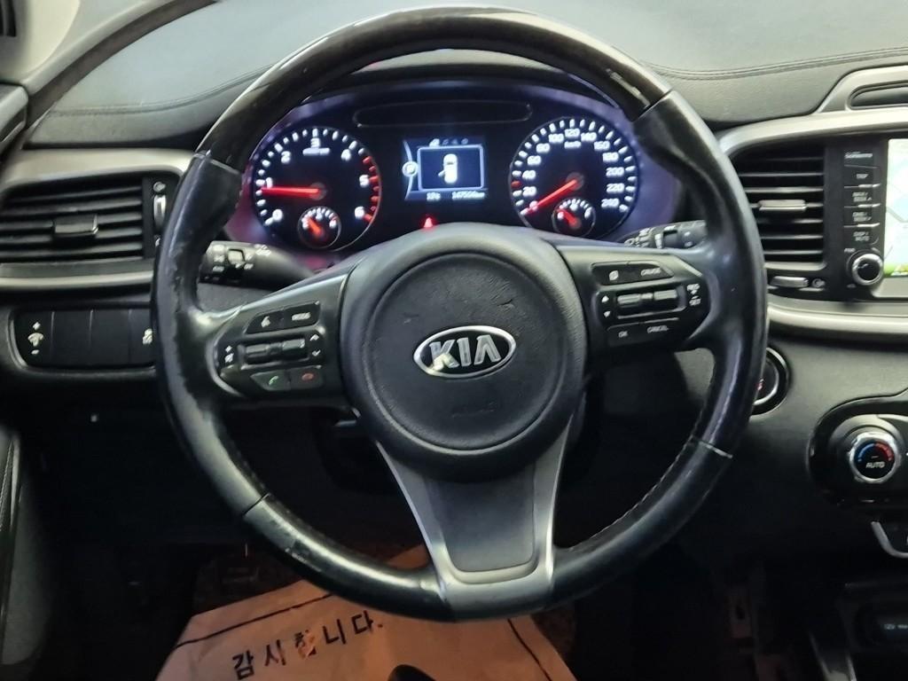 KIA Sorento - Vista 9
