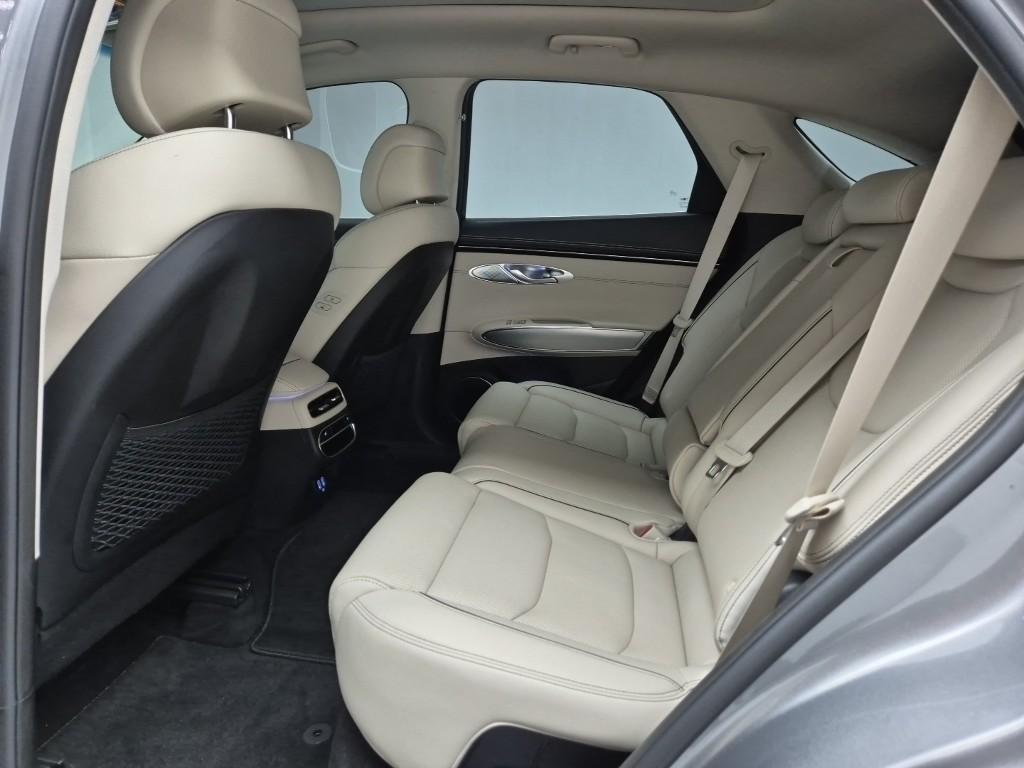 Genesis GV70 2023 Gris - Importación desde Corea - HF Imports Iquique - Foto 17