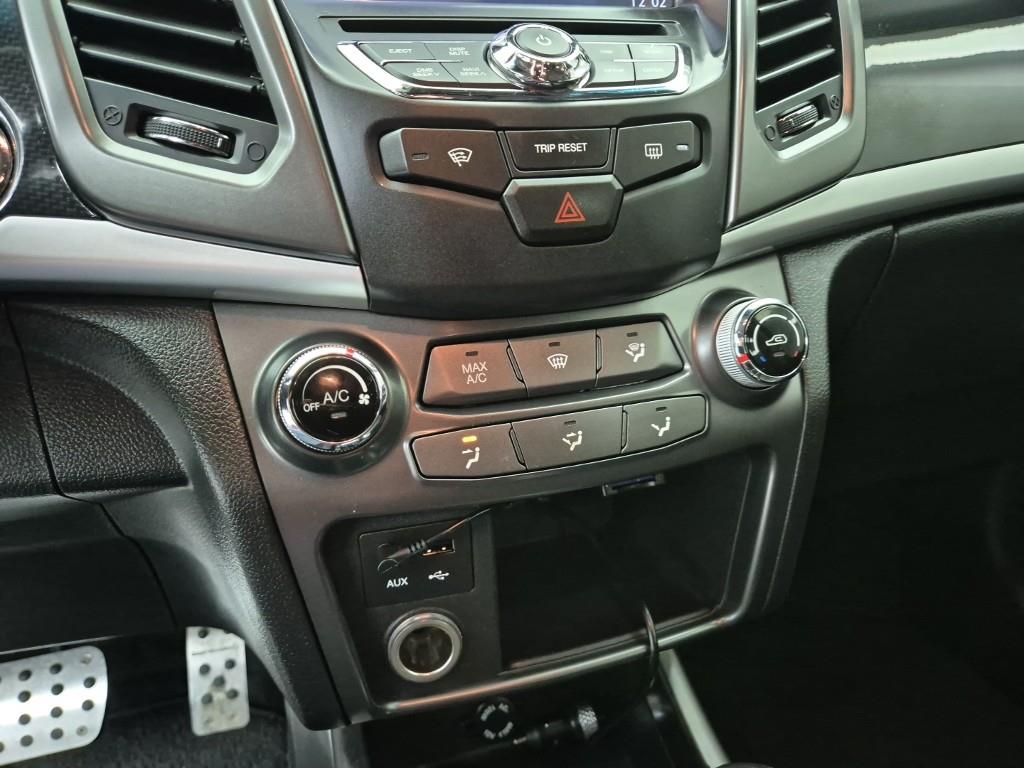 Ssangyong Korando - Vista 10