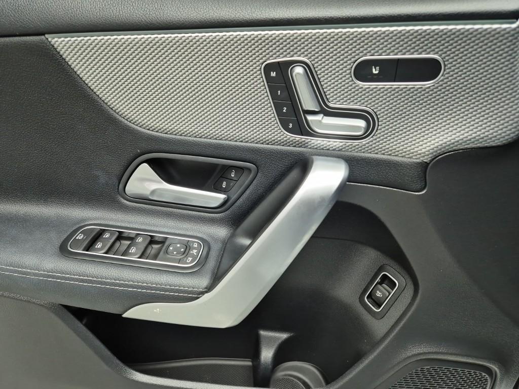Mercedes Benz A Class 2021 Blanco - Importación desde Corea - HF Imports Iquique - Foto 17