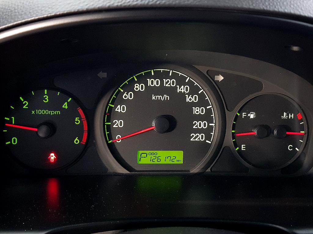 HYUNDAI Starex - Vista 7