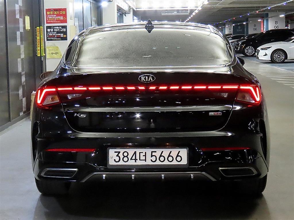 KIA K5 - Vista 5