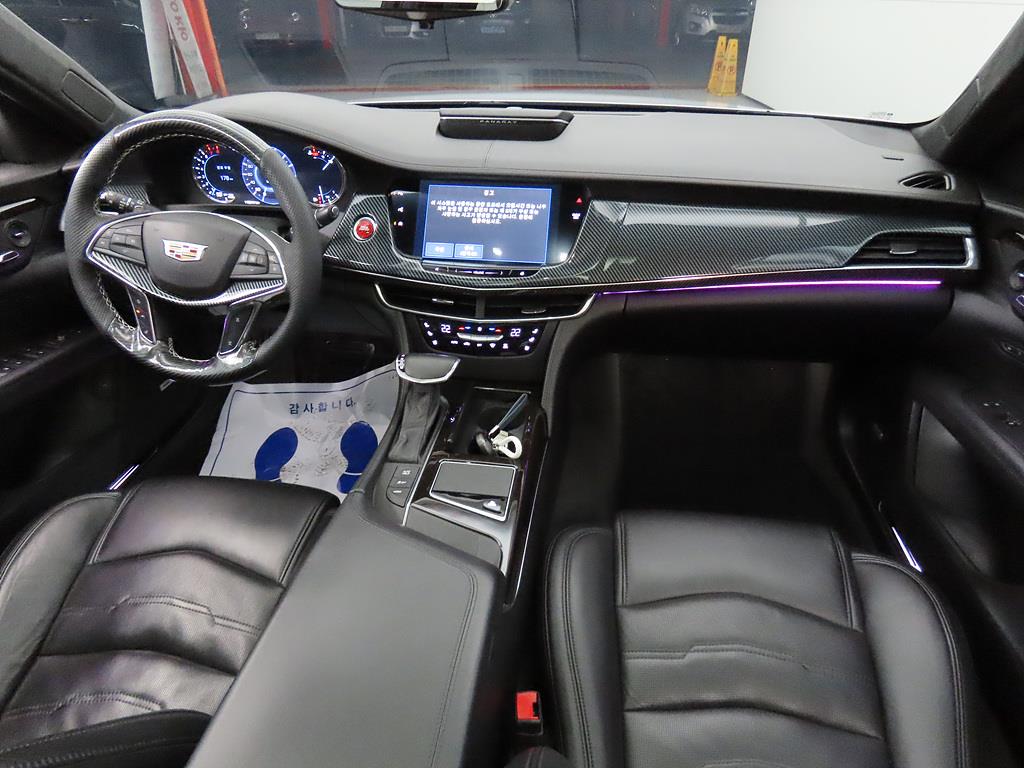 Cadillac CT6 - Vista 5