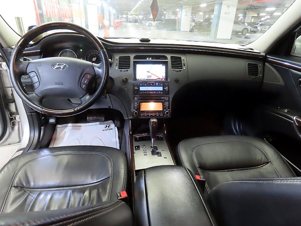 HYUNDAI Grandeur - Vista 10