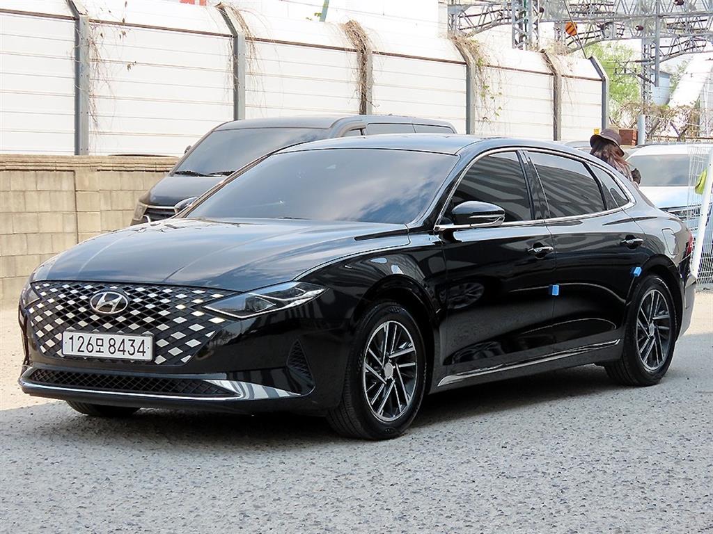 HYUNDAI Grandeur - Vista 2