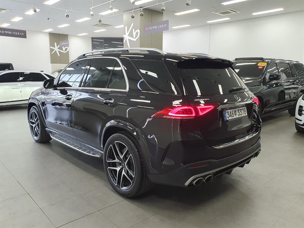 Mercedes Benz GLE Class - Vista 4