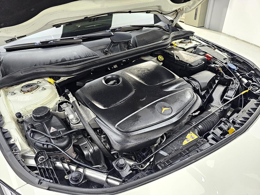 Mercedes Benz CLA Class - Vista 6