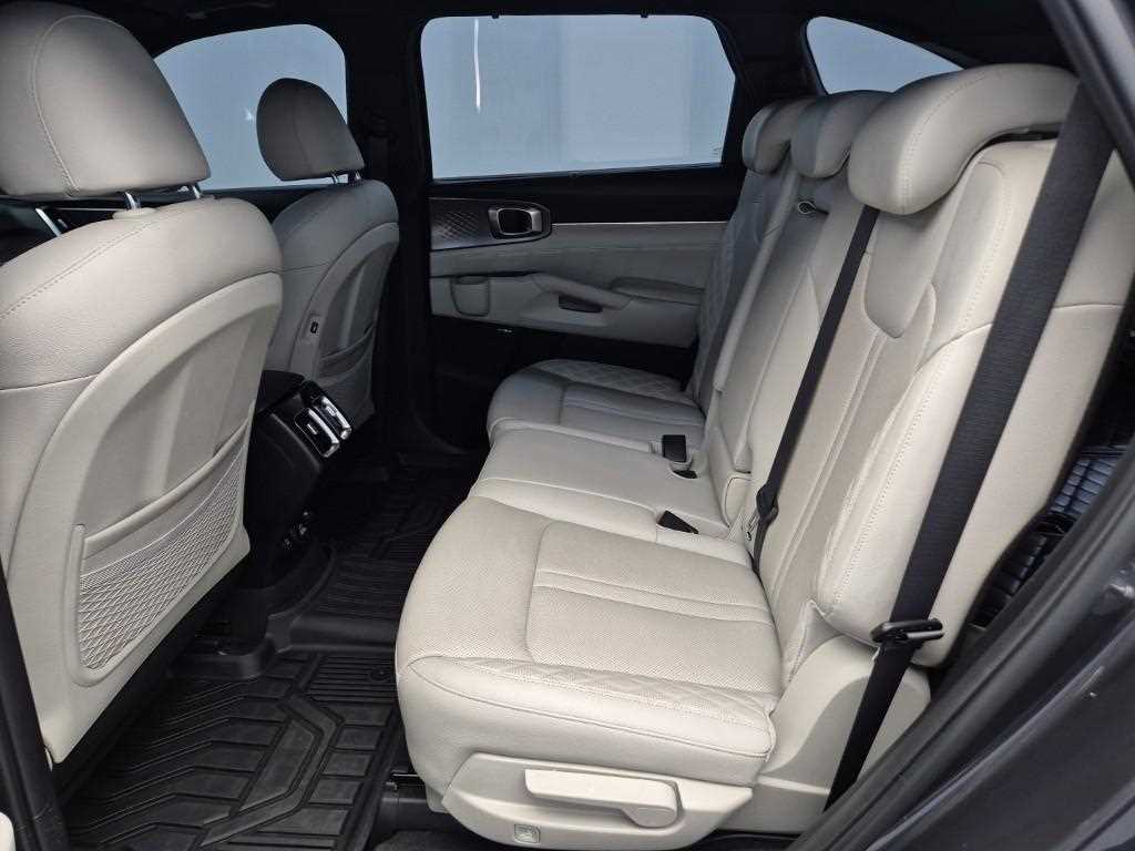 KIA Sorento - Vista 12