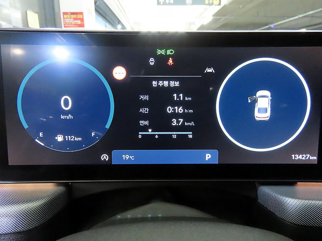 HYUNDAI Sonata - Vista 9