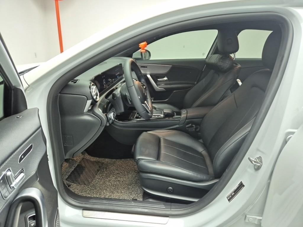 Mercedes Benz A Class - Vista 11