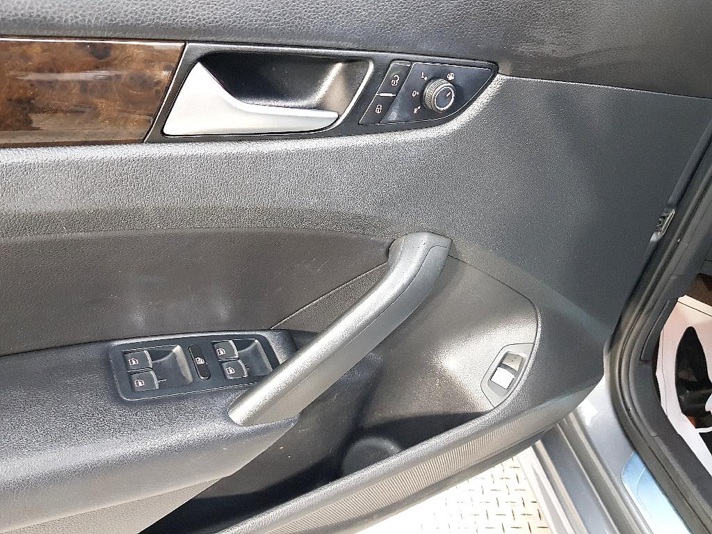 Volkswagen Passat - Vista 11