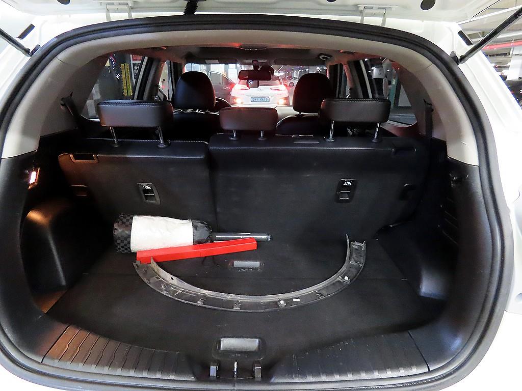 Ssangyong Tivoli 2019 Blanco - Importación desde Corea - HF Imports Iquique - Foto 18