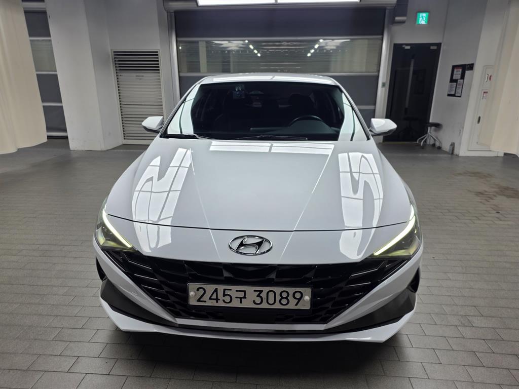 HYUNDAI Avante 2021 Blanco - Importación desde Corea - HF Imports Iquique - Foto 1