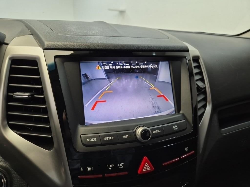 Ssangyong Tivoli 2016 Blanco - Importación desde Corea - HF Imports Iquique - Foto 13