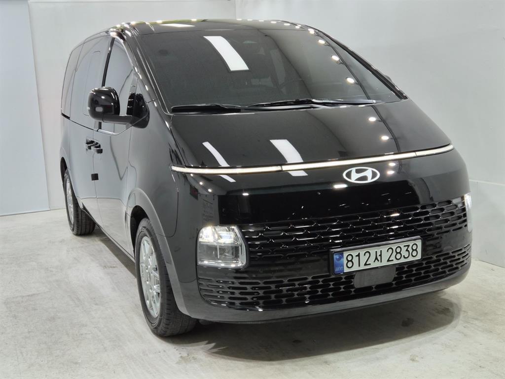 HYUNDAI Staria - Vista 2