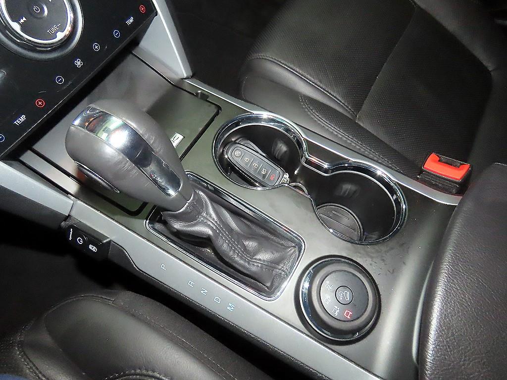 Ford Explorer - Vista 12