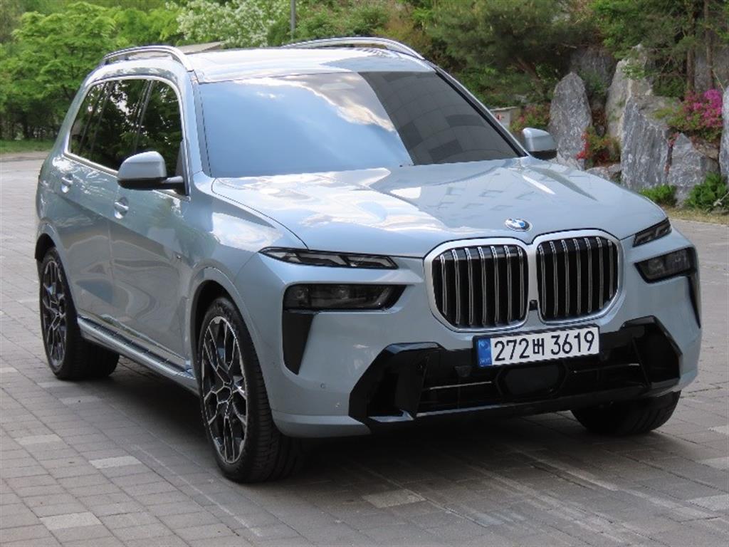 BMW X7 - Vista 3
