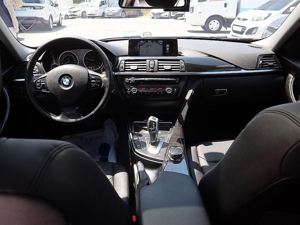 BMW 3 series - Vista 8