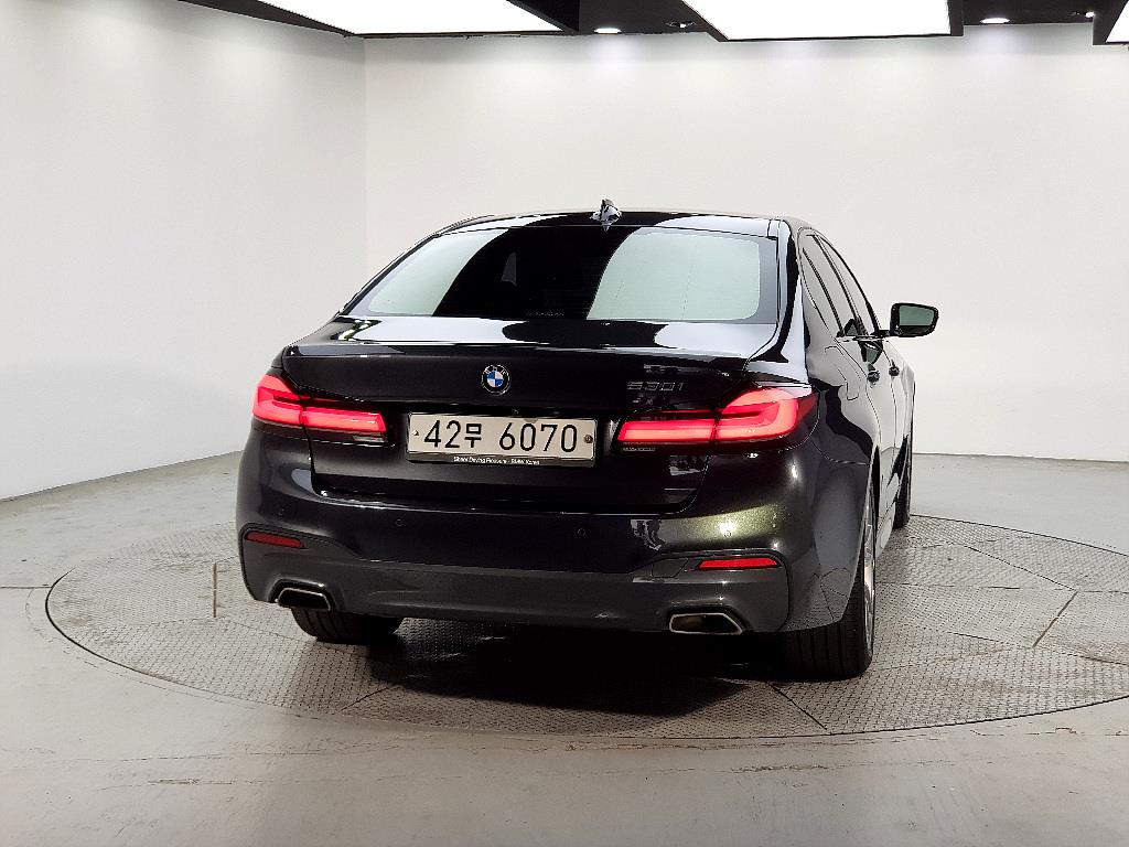 BMW 5 Series - Vista 3