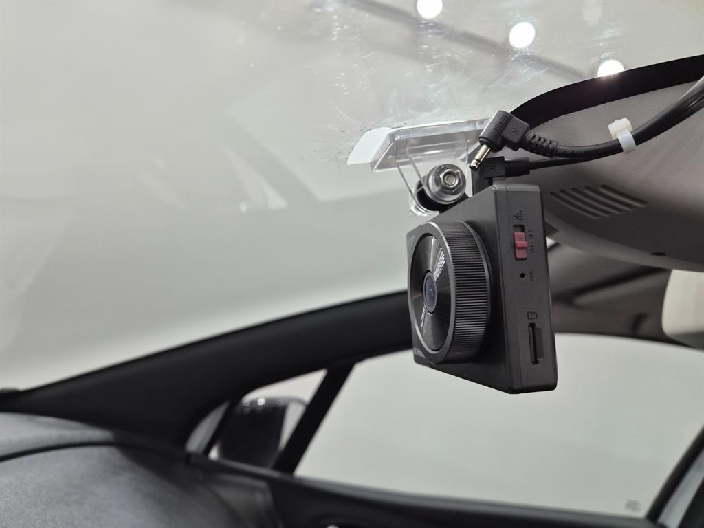 SAMSUNG QM3 2017 Blanco - Importación desde Corea - HF Imports Iquique - Foto 17