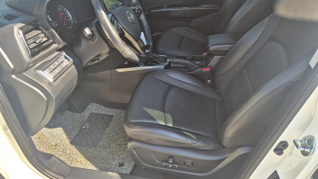 Ssangyong Tivoli - Vista 12