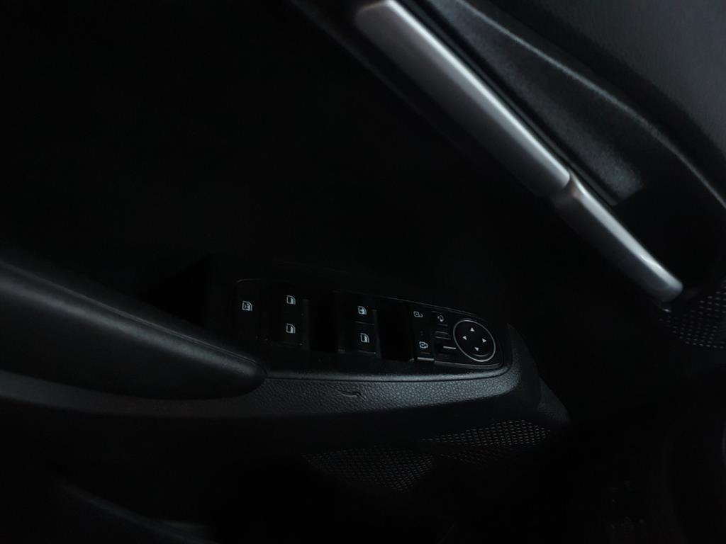 KIA Seltos - Vista 10