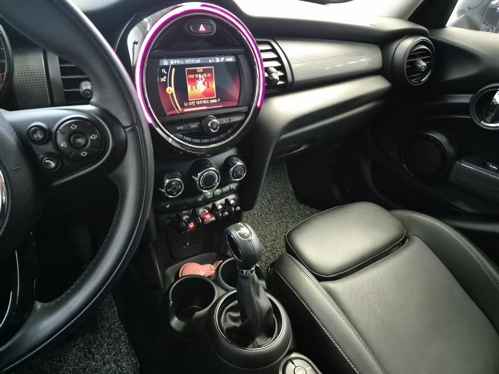Mini Cooper - Vista 10