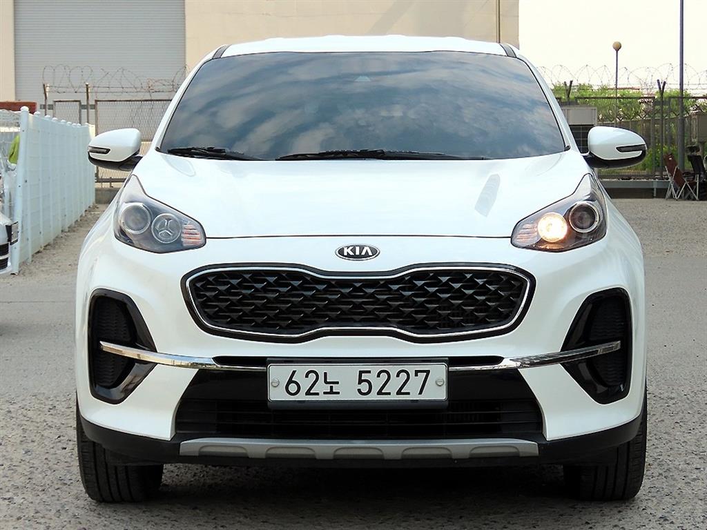 KIA Sportage 2019 Blanco - Importación desde Corea - HF Imports Iquique - Foto 1