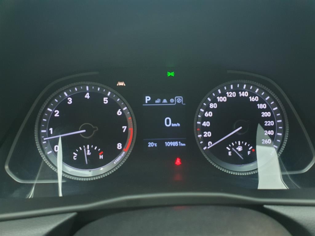 HYUNDAI Sonata - Vista 7